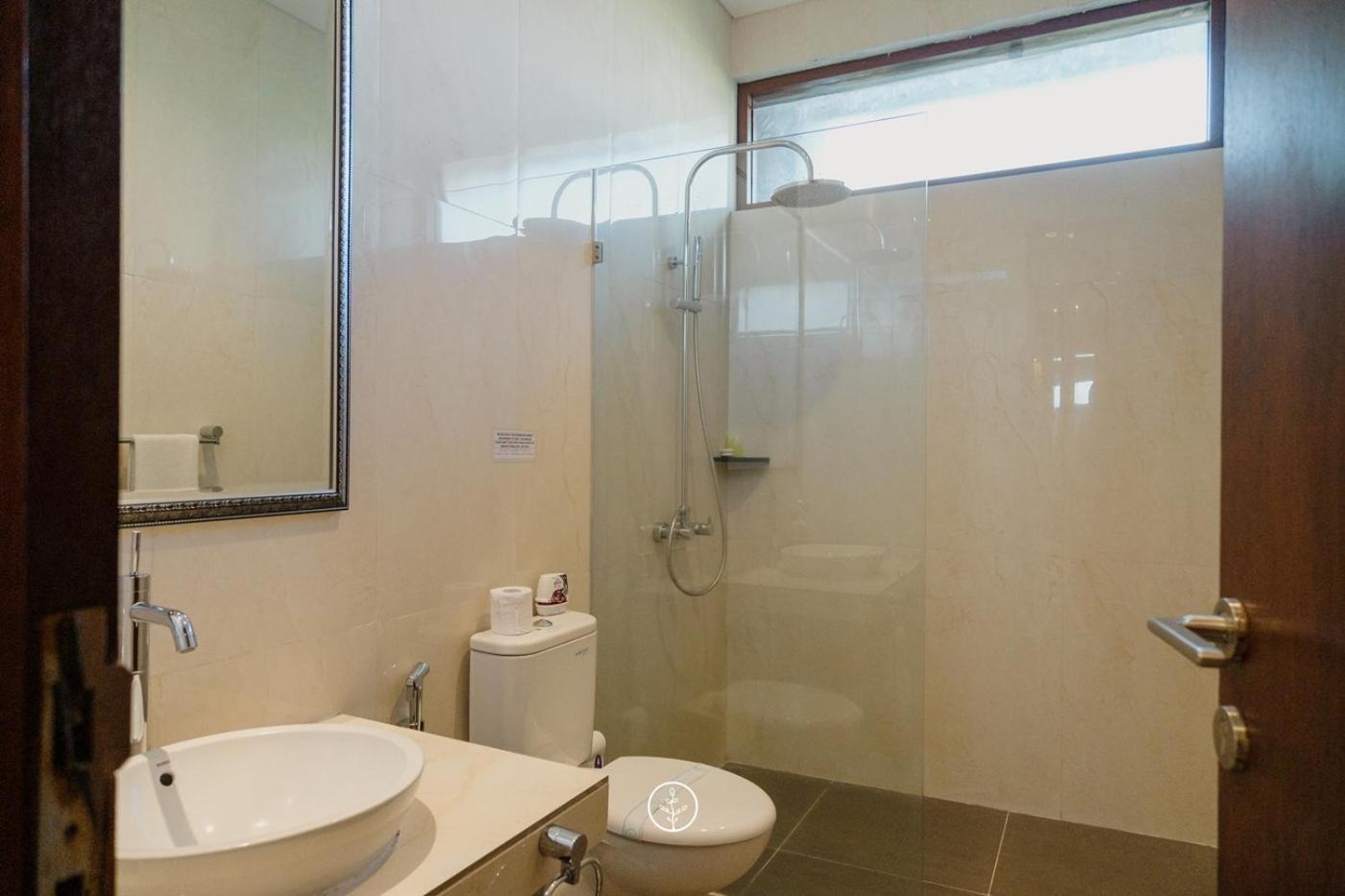 Anindya Hill View Villa 7 Bedrooms With A Private Swimming Pool Bandung Exterior photo