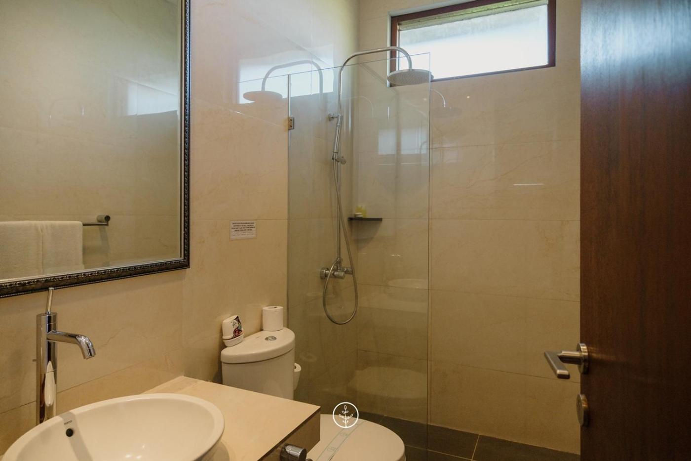Anindya Hill View Villa 7 Bedrooms With A Private Swimming Pool Bandung Exterior photo